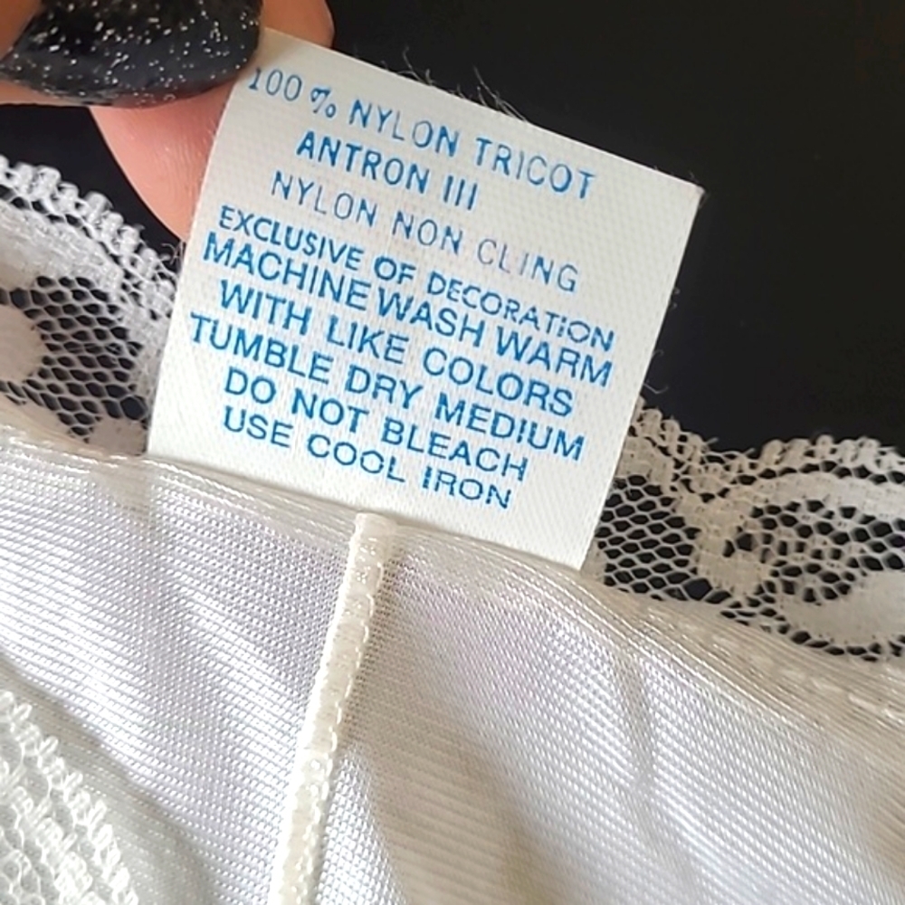 🆕️NWT Vintage 90s White Satin Floral Lace USA Made Adjustable Straps Tank Top S - Picture 12 of 15